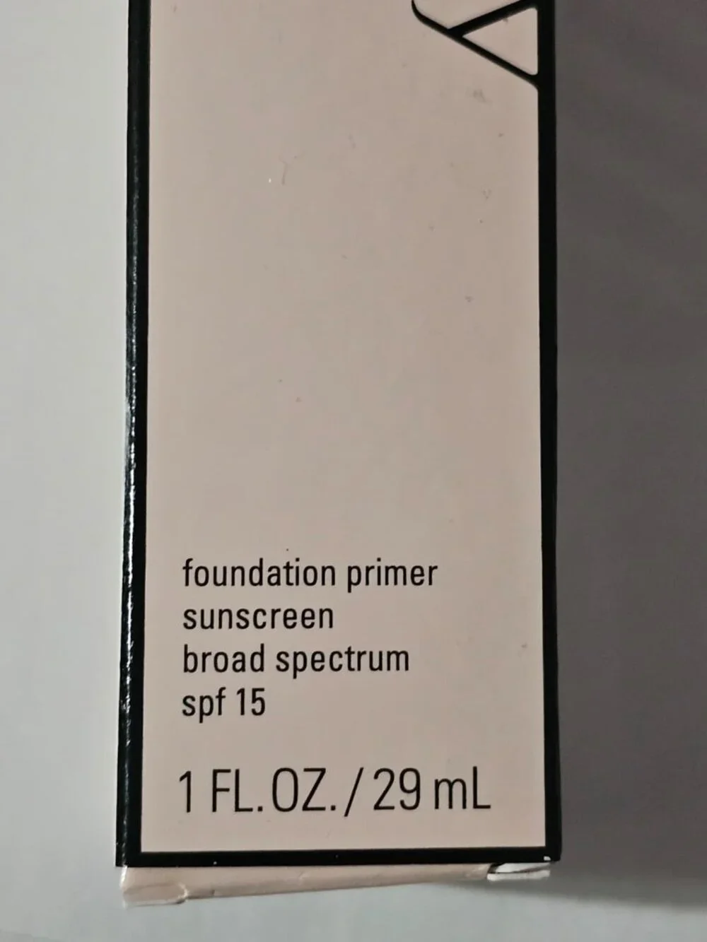 Mary Kay Foundation Primer Sunscreen SPF 15 Broad Spectrum  1 fl oz / 29 ml  NWT